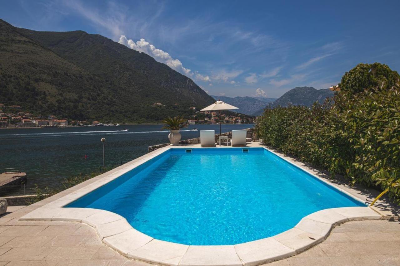 Villa Kamena Kotor Exteriör bild